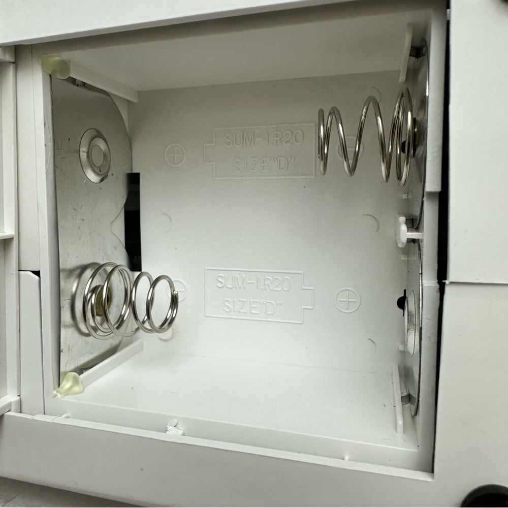 Simplicity Sew Precious Model SWSP2 Sewing Machine w/ Box, Instructions - Works - Picture 10 of 13